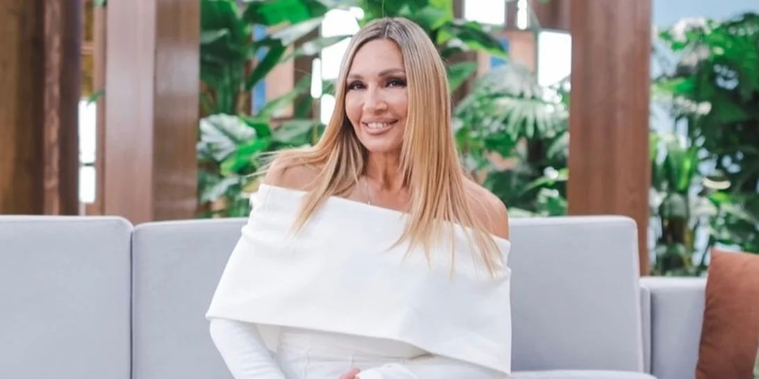 Η Άννα Μαρία Ίβιτς στο Madwalk | Ποζάρει με τη Ντεμήλια Καμπουρίδη λίγο πριν το catwalk της Celia Kritharioti