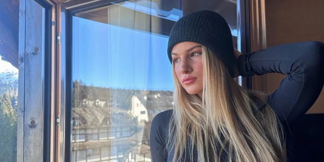 Η απόλυτη καλλονή | Η Άννα Μαρία Ίβιτς βολτάρει στο Λονδίνο ντυμένη στα λευκά