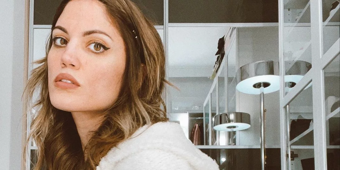 Μαίρη Συνατσάκη | Ο ευφυής τρόπος με τον οποίο τακτοποιεί το ντουλάπι της κουζίνας της