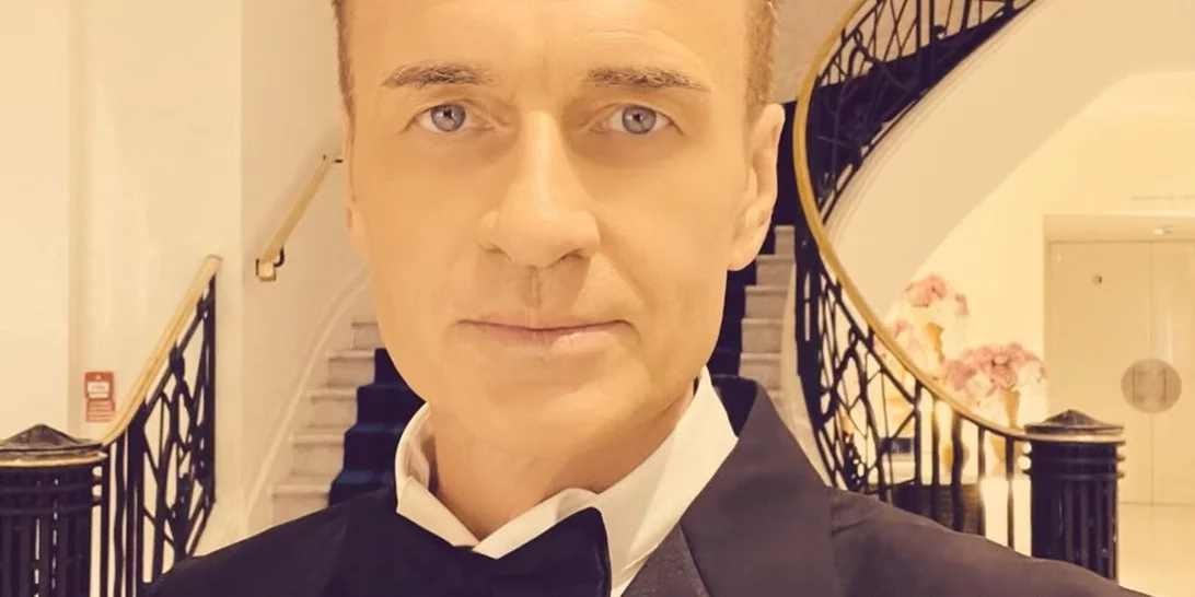 "Έφυγε"  ο σταρ του Nip/Tuck Τζούλιαν ΜακΜάχον