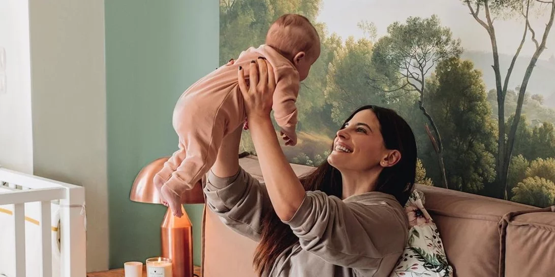 Η μικρή λεπτομέρεια που προδίδει ότι μία Ελληνίδα celebrity γεννάει