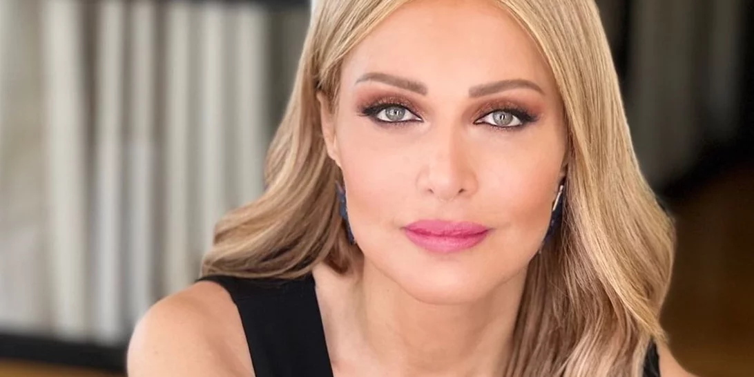 Η Χριστιάνα Μπέτα και η Αφροδίτη Φουστάνου στην αγκαλιά της μητέρας τους, Νατάσας Θεοδωρίδου | Η γλυκιά φωτογραφία που ανήρτησε η τραγουδίστρια