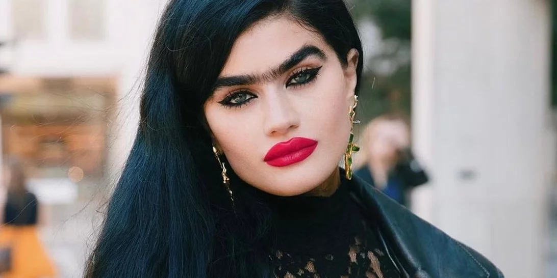 Μία καλλονή | Η Σοφία Χατζηπαντελή ποζάρει μόνο με τα εσώρουχά της και μας δείχνει το χυμώδες κορμί της