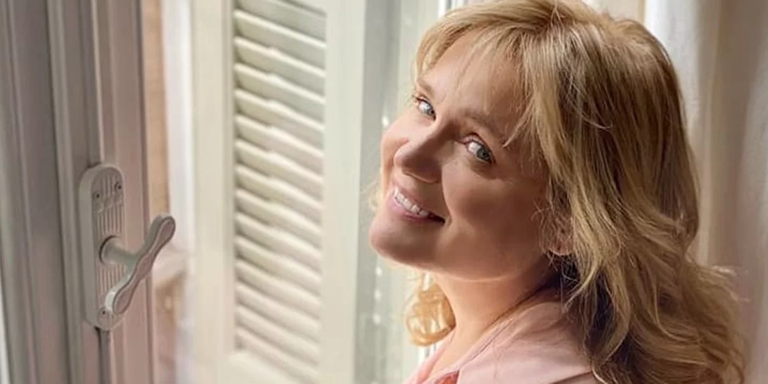 Μαρία Καβογιάννη | "Μία γυναίκα με αγκάλιασε στον δρόμο και έκλαιγε. Δε μου είπε αν είχε κακοποιηθεί, αλλά για μένα ήταν σαν να μου το ομολογούσε σιωπηλά"