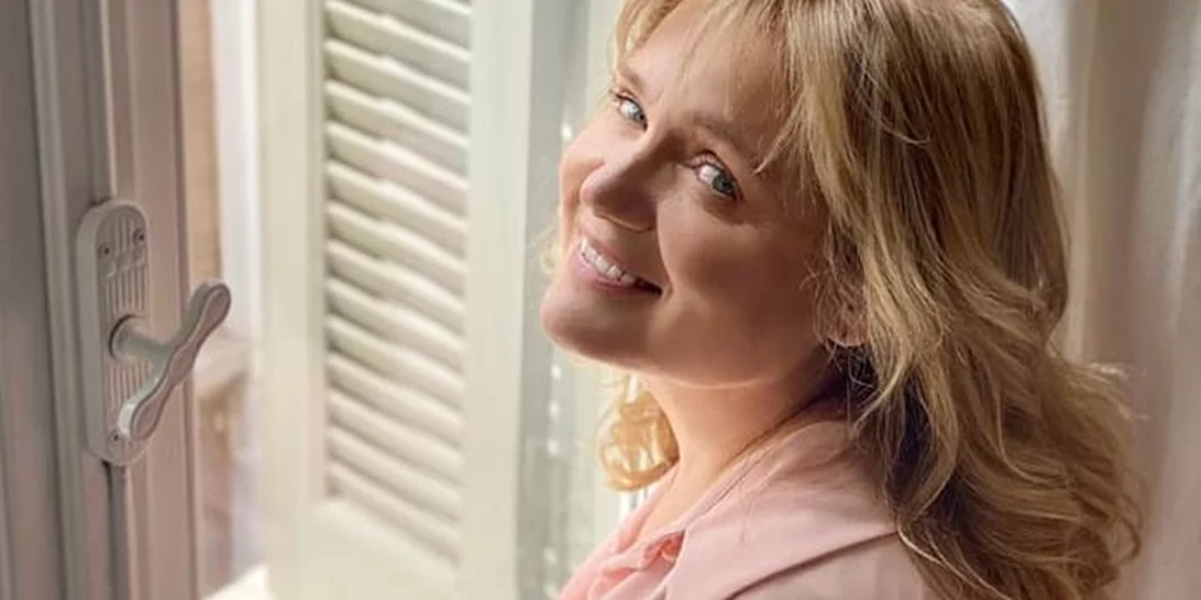 Μαρία Καβογιάννη | "Ήμουν έγκυος στο Dolce Vita και το κρύβαμε με μαξιλιάρια γιατί έπαιζα την παρθένα"