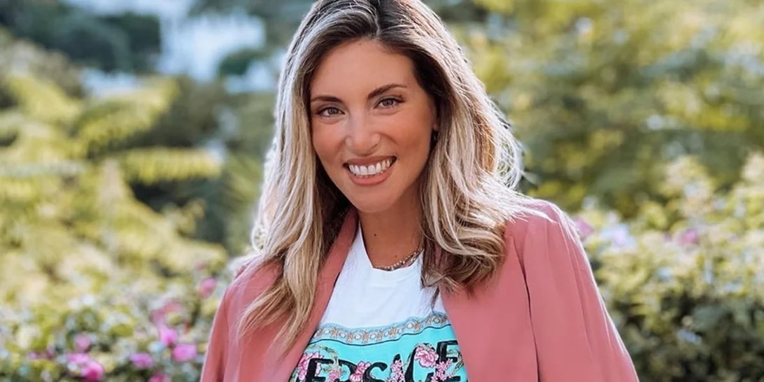 Ο Μάξιμος και η Σιέννα Μιχοπούλου είναι τα πιο αγαπημένα αδέρφια και η Αθηνά Οικονομάκου η πιο ευτυχισμένη μαμά