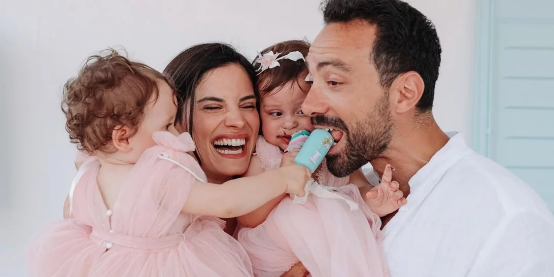 Αριάνα και Φιλίππα Τανιμανίδη | Ζωγραφίζουν μαζί με τη θεία τους, Ελίνα Μπόμπα, στο πιο γλυκό βίντεο που θα δεις σήμερα