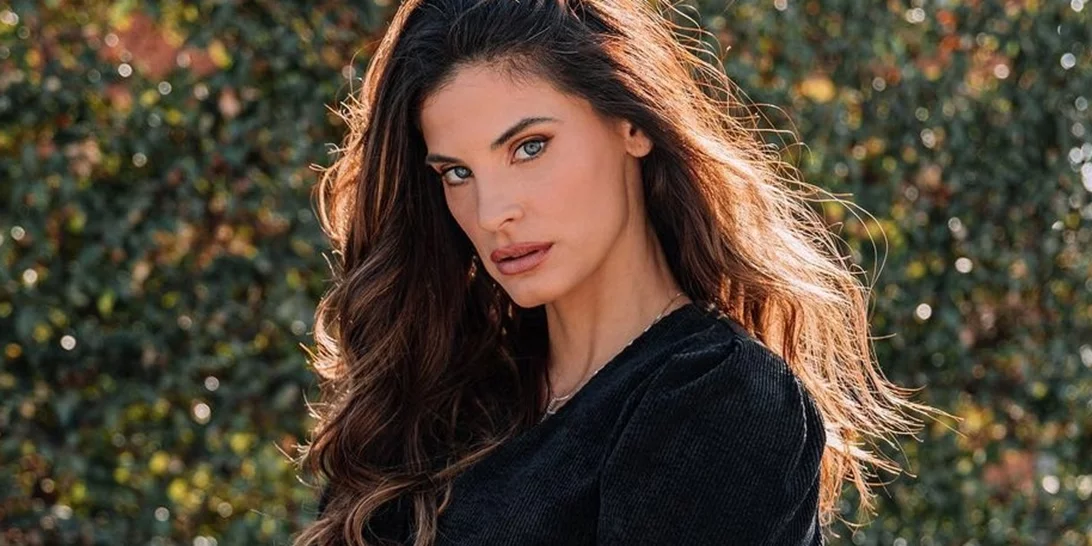 Το ντεκολτέ της Χριστίνας Μπόμπα "τάραξε", για ακόμη μία φορά, την ηθική του Instagram