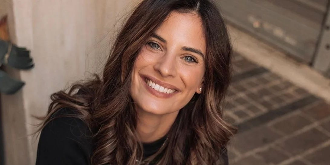 Η Χριστίνα Μπόμπα ζωγραφίζει μαζί με τις κόρες της, Αριάνα και Φιλίππα, σε ένα γλυκό στιγμιότυπο