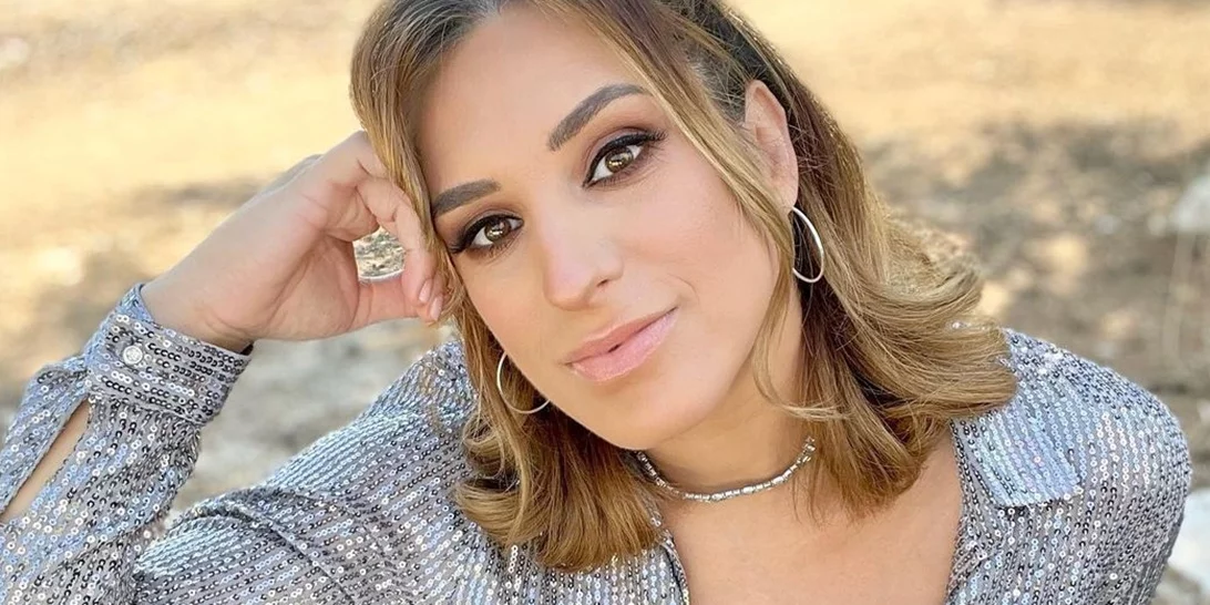 Αντιγόνη Ψυχράμη | Ποζάρει με φουσκωμένη κοιλίτσα λίγες μέρες πριν γίνει για δεύτερη φορά μαμά