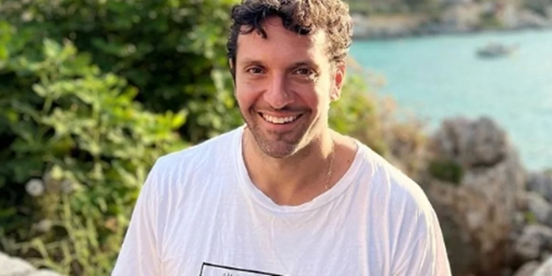 Ο Δημήτρης Μοθωναίος για την εξομολόγησή του στην Φαίη Σκορδά για την κακοποίηση | "Δεν ήξερα πού θα με οδηγούσε..."