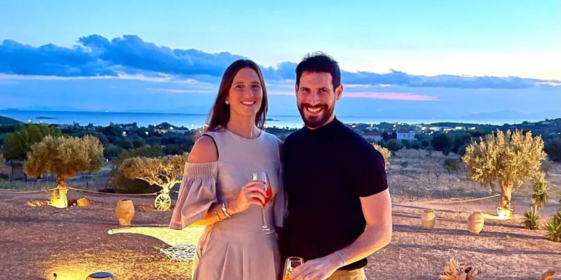 Θανάσης Πατριαρχέας | Η εγκυμονούσα σύζυγός του ποζάρει με φουσκωμένη κοιλίτσα