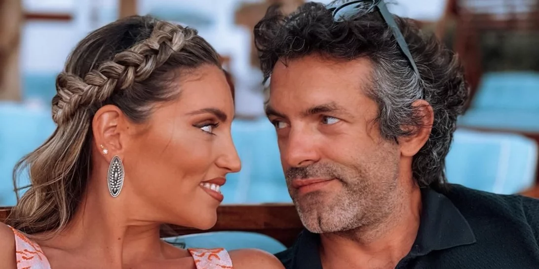 Η Αθηνά Οικονομάκου ανέβασε το πιο γλυκό κλικ για τα 10 χρόνια σχέσης με τον Φίλιππο Μιχόπουλο