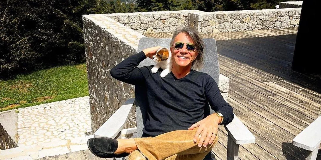 Ηλίας Ψινάκης | ''Μόλις χώρισαν, ο Βλάσσης έμενε μαζί μου τον πρώτο καιρό γιατί η Αλίκη Βουγιουκλάκη τα είχε φτιάξει με τον Κώστα''