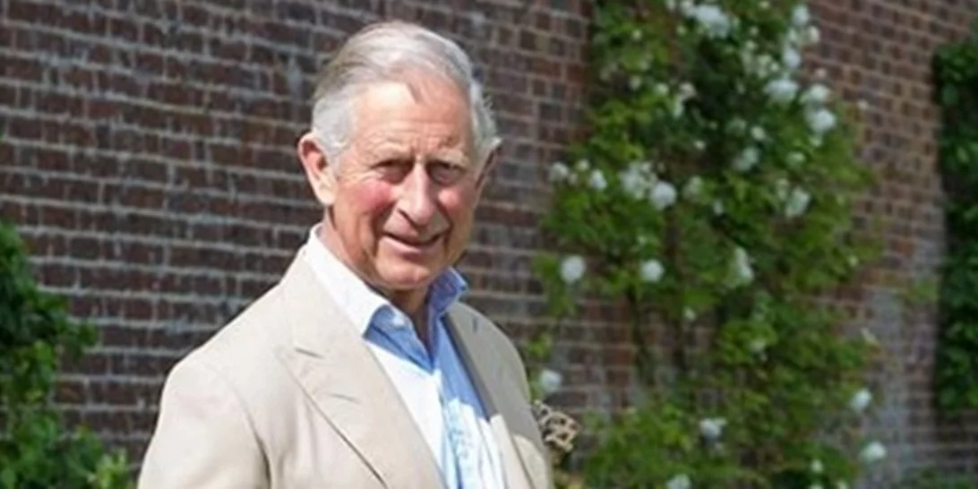 Ο πρίγκιπας Κάρολος τιμήθηκε με το Χρυσό Μετάλλιο Αξίας της Πόλεως των Αθηνών