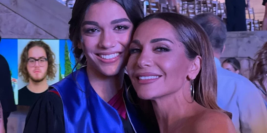 Δέσποινα Βανδή | Το βίντεο με την κόρη της Μελίνα να τραγουδά