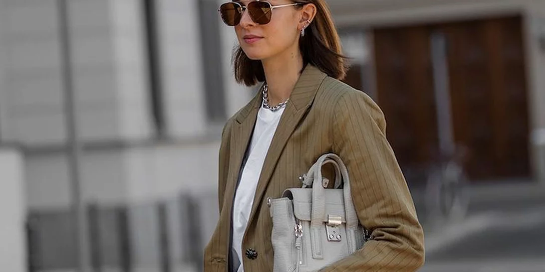 Το hair trend που κυριαρχεί στο street style των μητροπόλεων της μόδας