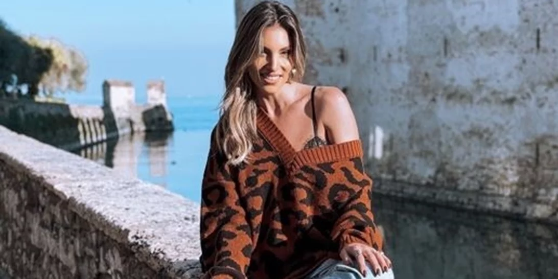 Η Αθηνά Οικονομάκου με τους πιο γραμμωμένους κοιλιακούς που θα σε πείσουν να ξεκινήσεις γυμναστήριο