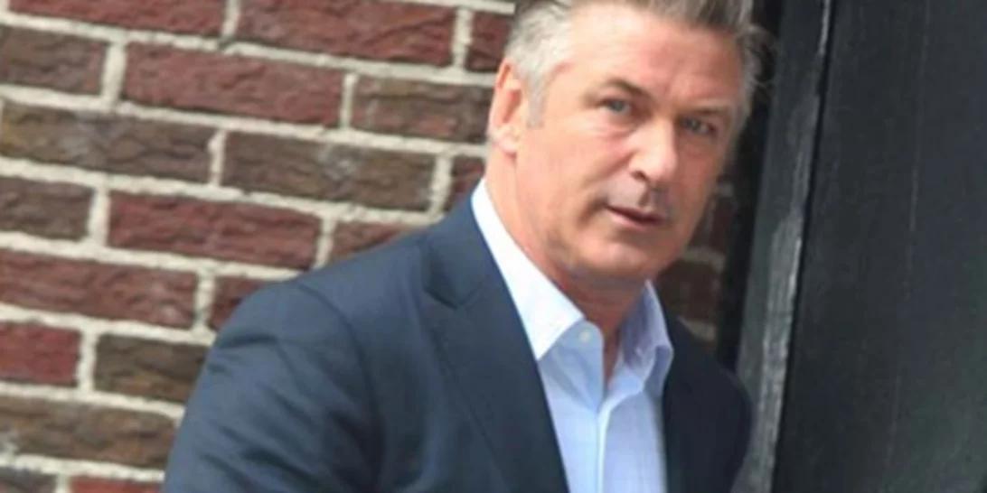 "Δεν πάτησα τη σκανδάλη" | Η πρώτη συνέντευξη του Alec Baldwin μετά τον μοιραίο πυροβολισμό στα γυρίσματα του Rust