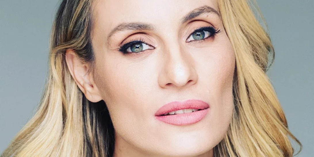 Ελεονώρα Μελέτη | Αγνώριστη στα πρώτα της βήματα, 20 σχεδόν χρόνια πριν