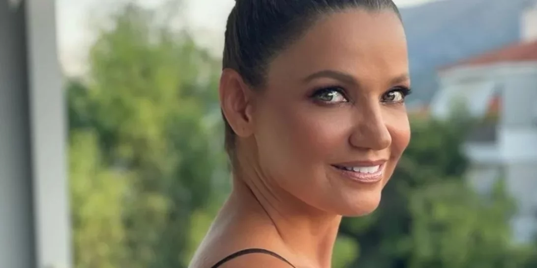 Η Παναγιώτα Βλαντή φόρεσε τη δαντέλα με τον πιο σικ τρόπο