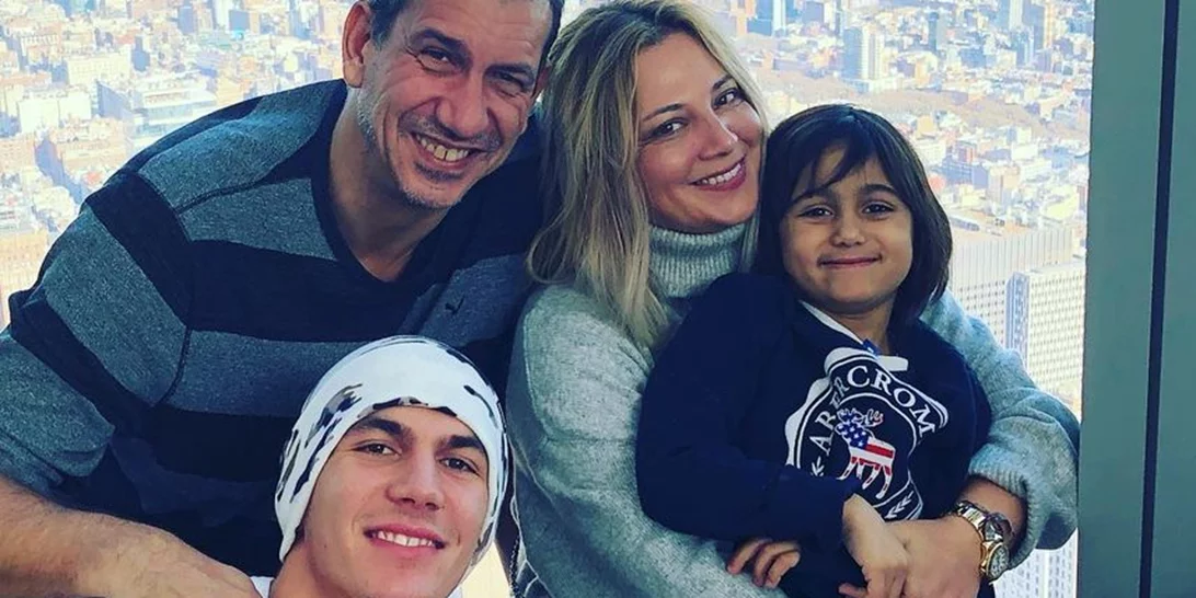 Νάνσυ Ζαμπέτογλου - Νάσος Γαλακτερός | Πλάνα από το μοντέρνο σπίτι τους στα Μελίσσια