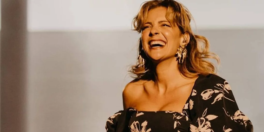 Νατάσσα Μποφίλιου | "Εχθές, περπατούσα ξυπόλυτη στη Σαχάρα κι ευχήθηκα να μην ξεχάσω ποτέ αυτή την ανάμνηση της πληρότητας"