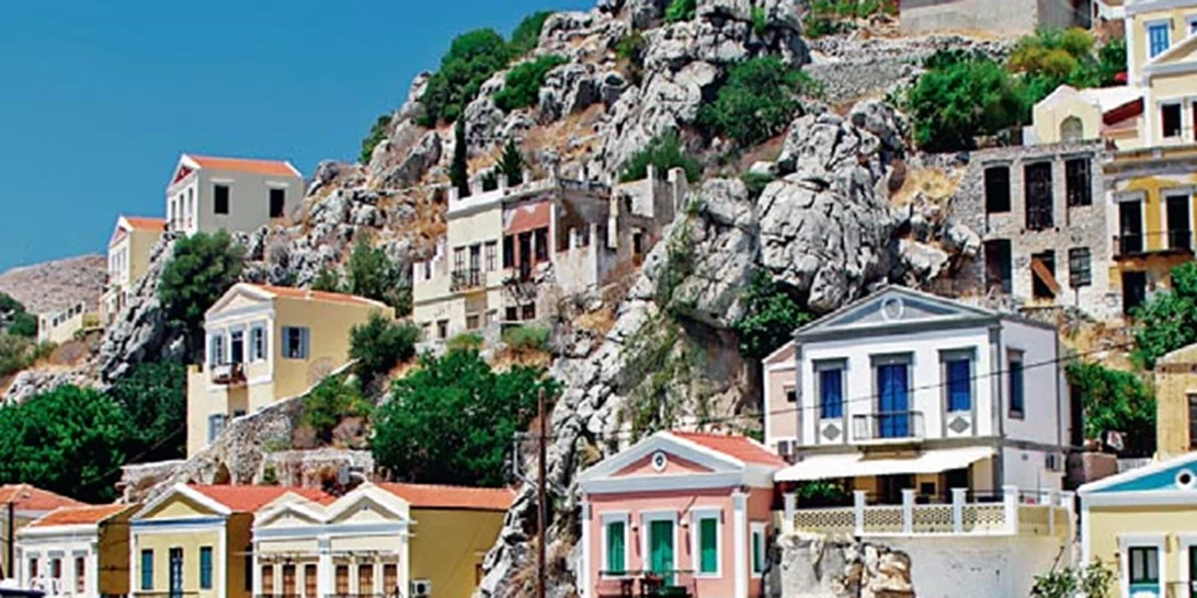 Η Σύμη είναι μουσική για τα μάτια