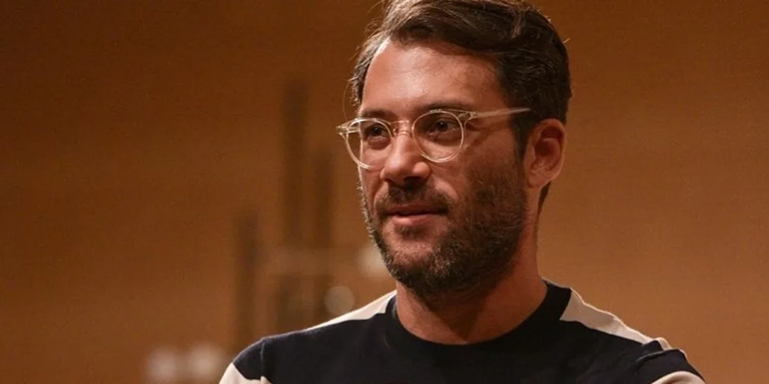 Ο Αντίνοος Αλμπάνης για τη σειρά "Maestro" | "Η περίοδος των γυρισμάτων ήταν τόσο ωραία που σε πιάνει θλίψη για το μετά"