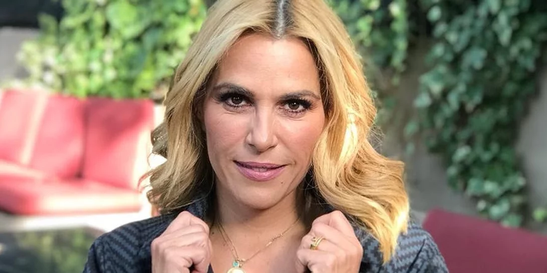 Τζένη Μπότση | Η κόρη της, Αλίκη, έκοψε για πρώτη φορά τα κατάξανθα, μακριά μαλλιά της