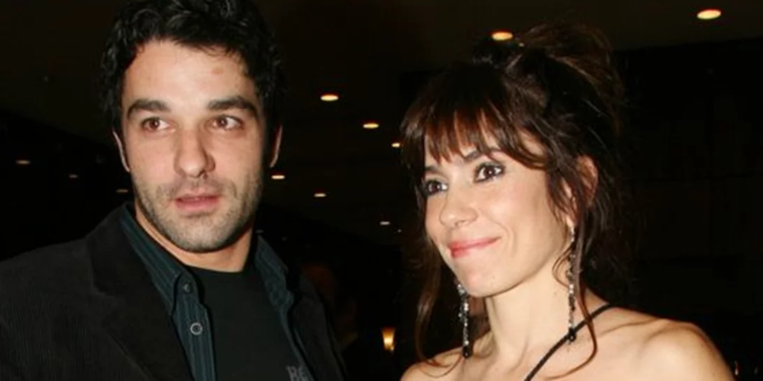 Μυρτώ Αλικάκη - Πέτρος Λαγούτης | Βραδινή έξοδος με τους δύο γοητευτικούς γιους τους