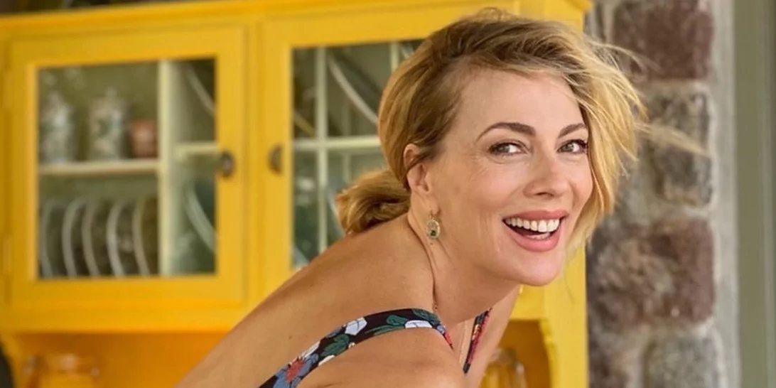 Σμαράγδα Καρύδη | Μιλάει με αφοπλιστική ειλικρίνεια για τη σχέση της με την Φωτεινή Αθερίδου