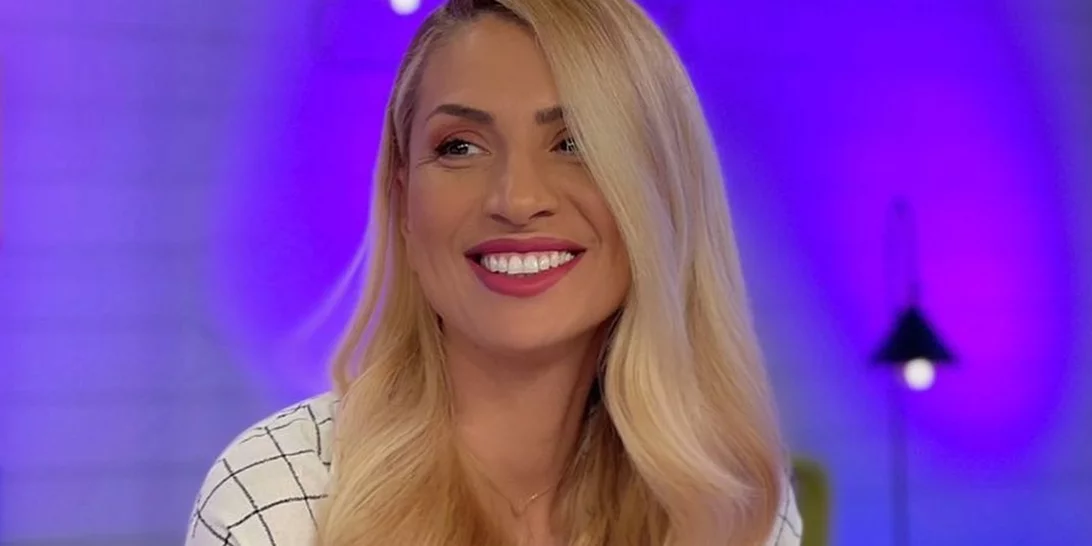 Μαρία Ηλιάκη | Η καλοκαιρινή εμφάνιση στην καρδιά του φθινοπώρου