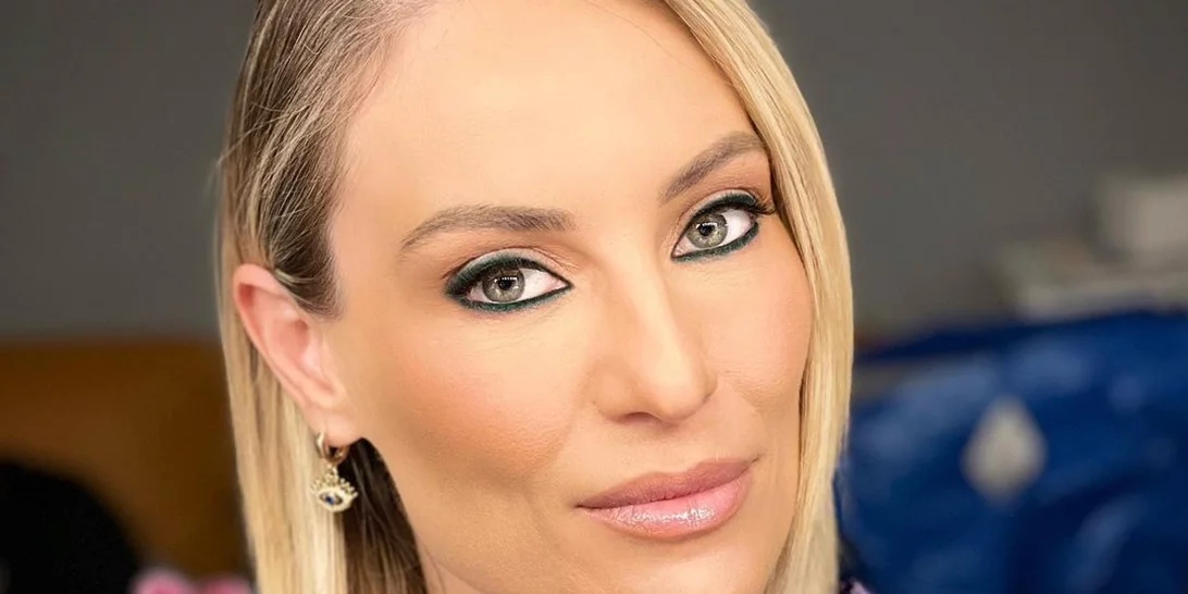 Η Ελεονώρα Μελέτη με νέο χρώμα μαλλιών λίγο πριν την πρεμιέρα της νέας σεζόν της εκπομπής της