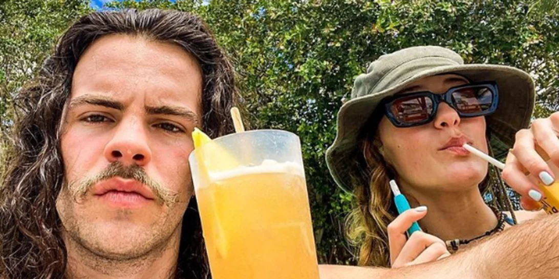 Άγγελος Λάτσιος - Γαία Μερκούρη | Η φωτογραφία με το παθιασμένο φιλί που δεν περίμενε κανείς