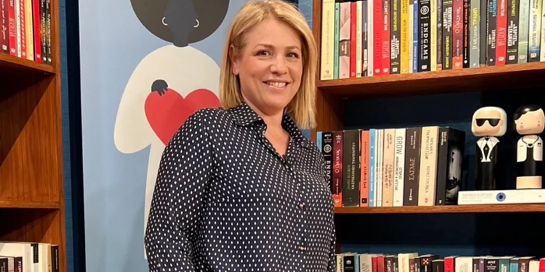 "Σαν έφηβη" | Η Μαριάννα Τουμασάτου υιοθέτησε το απρόσμενο hair look που την κάνει να δείχνει (πολλά) χρόνια νεότερη