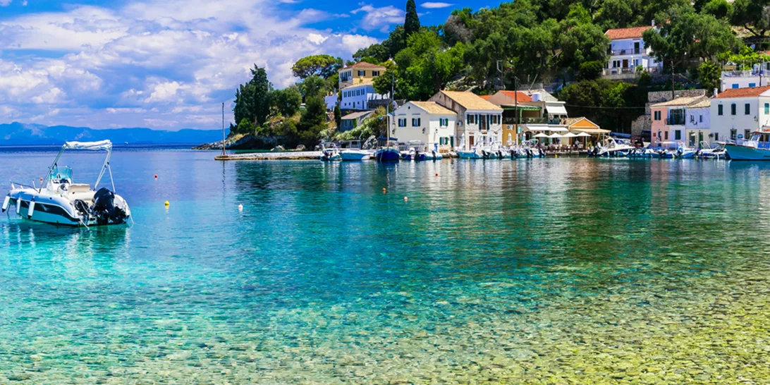 Still Summer | 8 λόγοι να πας διακοπές τον Σεπτέμβριο