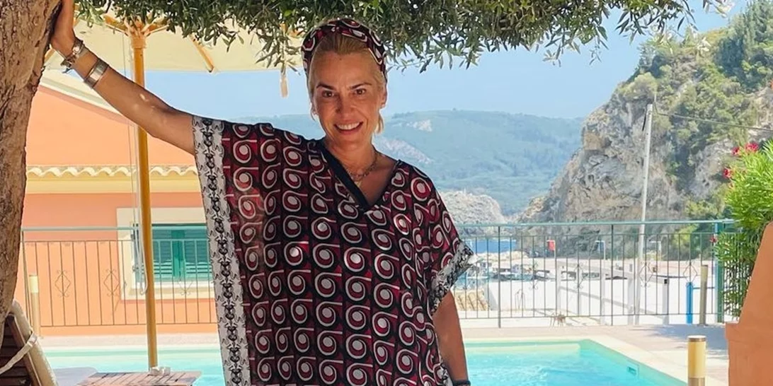 Τζένη Μπότση | Η κόρη της, Αλίκη, υποβλήθηκε σε χειρουργείο - Η ανάρτηση μέσα από το δωμάτιο του νοσοκομείου