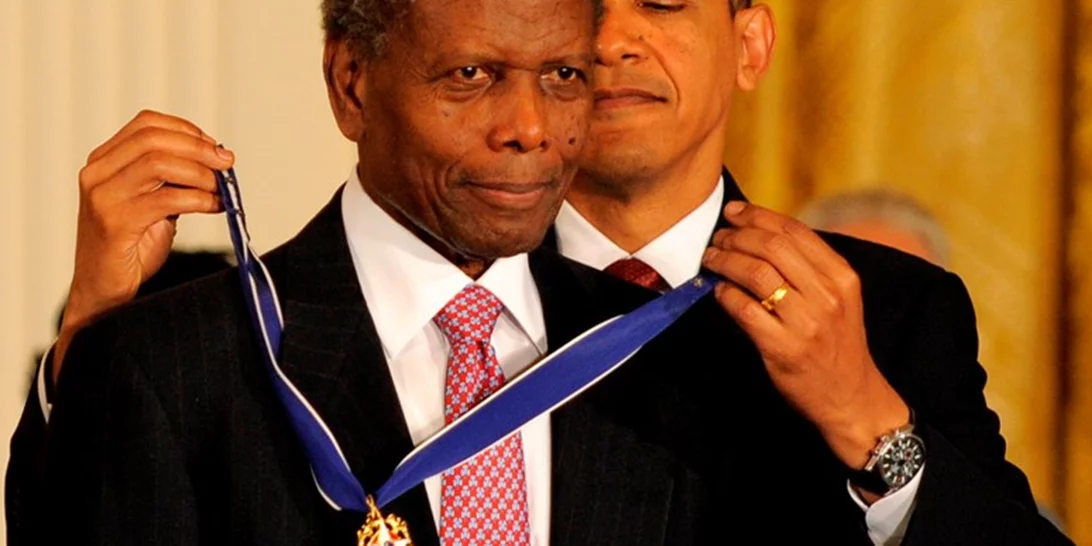 Πέθανε σε ηλικία 94 ετών ο σπουδαίος Sidney Poitier -  O πρώτος Αφροαμερικανός ηθοποιός που κέρδισε Όσκαρ