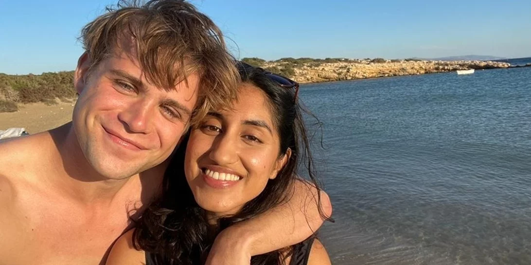 One Day | Το ελληνικό νησί στο οποίο γυρίστηκε ένα από τα επεισόδια της επιτυχημένης σειράς του Netflix