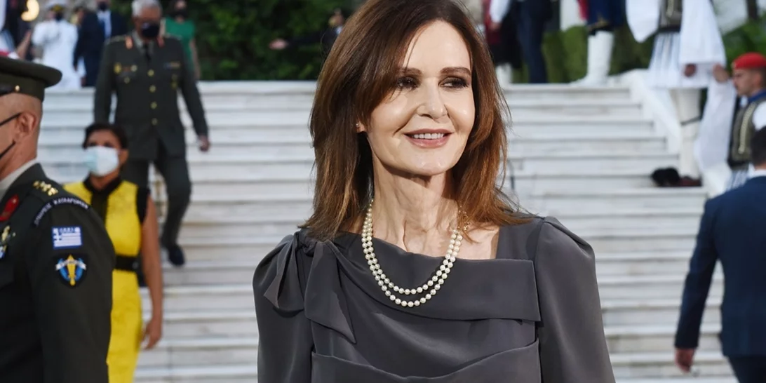 Κάτια Δανδουλάκη | "Μπορεί να έχουν περάσει τόσα χρόνια από τη στιγμή που έφυγε ο σύντροφός μου, κι όμως…"