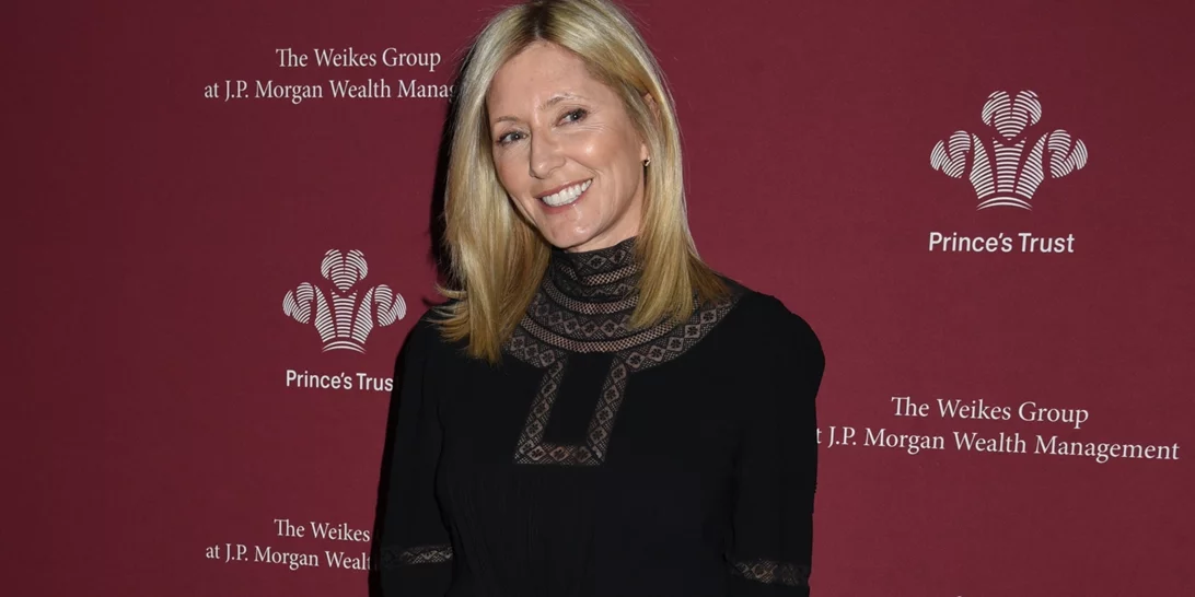 Η Marie Chantal φοράει μάσκα και φωτογραφίζεται στην αποπνικτική από τους καπνούς Νέα Υόρκη