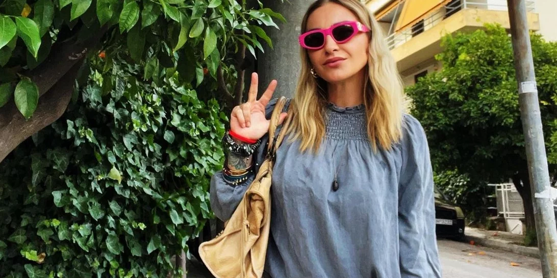 Η Ρούλα Ρέβη πήγε για ποτό με τον Αποστόλη Τότσικα στέλνοντας ένα ηχηρό μήνυμα συμπαράστασης στις γυναίκες