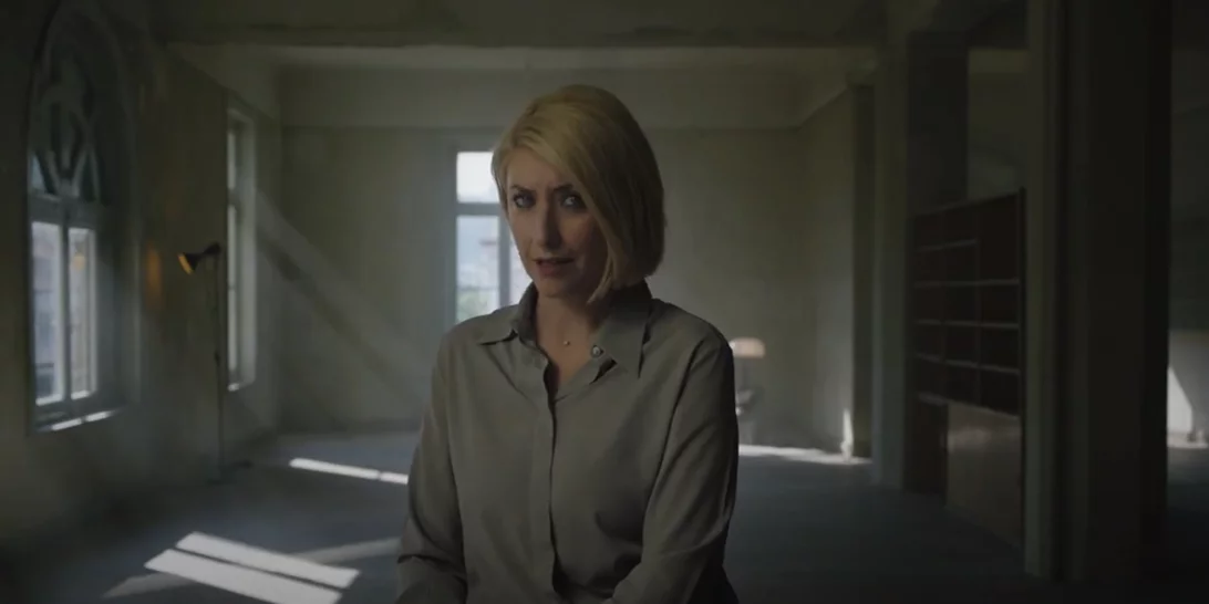 "Δεν είναι τίποτα, έπεσα από τις σκάλες" | Ελληνίδες δημοσιογράφοι σε ένα συγκλονιστικό βίντεο με αφορμή την Παγκόσμια Ημέρα της βίας κατά των Γυναικών