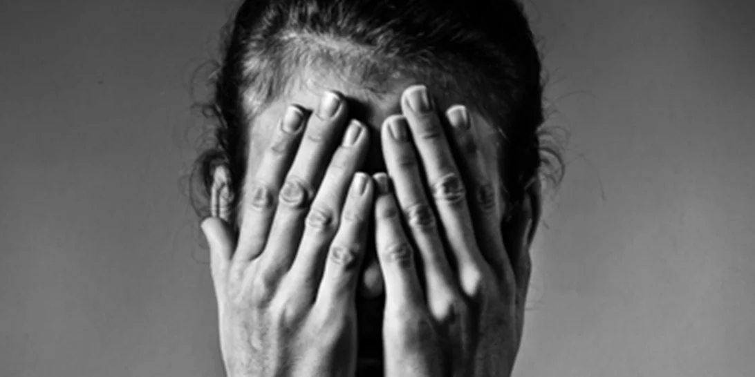 Πανικός στην Κρήτη | 13χρονη έκοψε τις φλέβες της σε παιδική χαρά - Γονείς με τα παιδιά τους φώναζαν βοήθεια