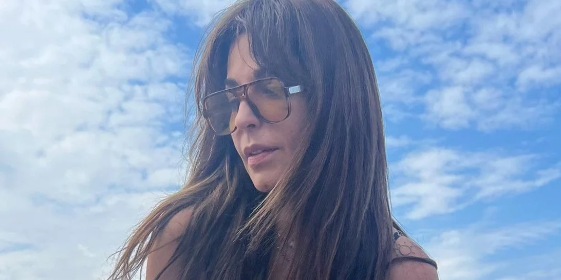 Παγωτά, βουτιές και πολλή αγάπη | Η Κατερίνα Παπουτσάκη κάνει διακοπές με τους γιους της, Μάξιμο και Κίμωνα, και είναι πιο χαρούμενη από ποτέ