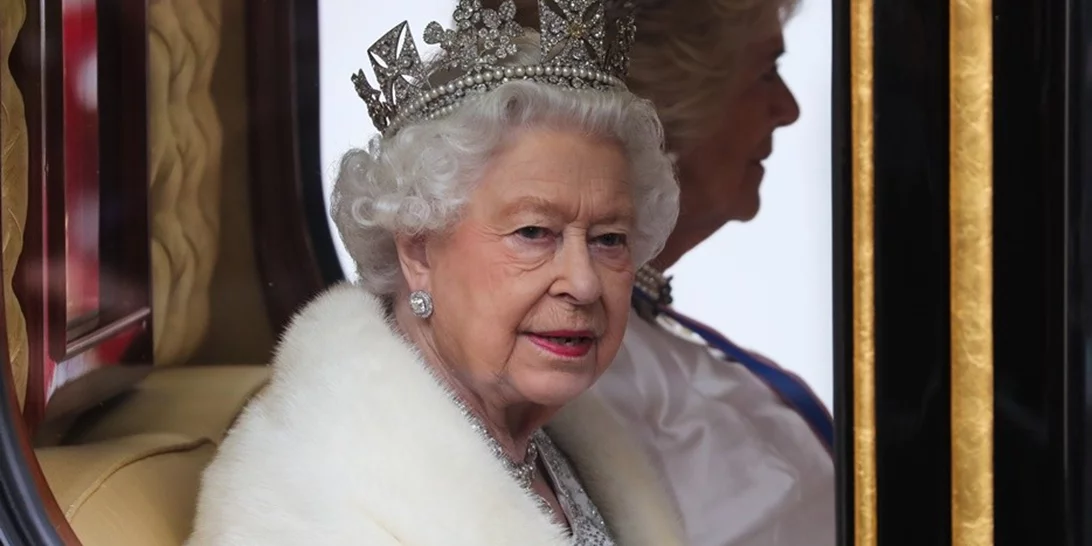 Ο βασιλιάς Κάρολος θα τιμήσει ιδιωτικά τη μνήμη της μητέρας του, βασίλισσας Ελισάβετ