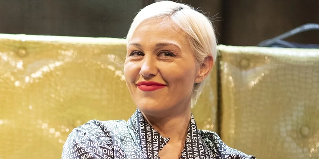 Νέα μαλλιά για την Πηνελόπη Αναστασοπούλου | Το viral trend που "φώτισε" το πρόσωπο της