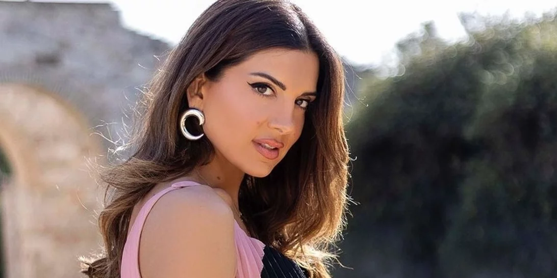 Σταματίνα Τσιμτσιλή | "Καμία φορά ακούω τον εαυτό μου και λέω 'πόσο σπαστική είσαι και εκνευριστική, χαλάρωσε λίγο'"