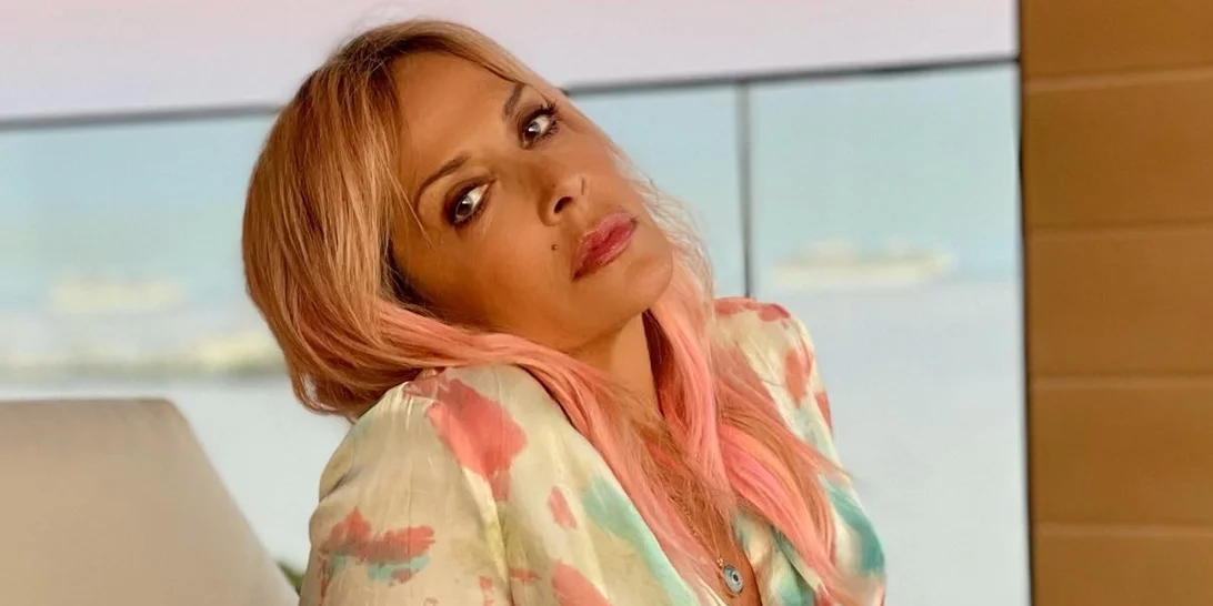 Άννα Βίσση | Πώς καταφέρνει να έχει αλαβάστρινη επιδερμίδα μετά τα 60